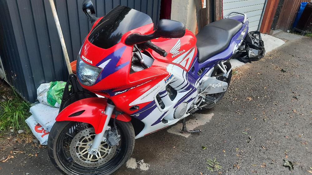 Motorrad verkaufen Honda CBR 600 R Ankauf
